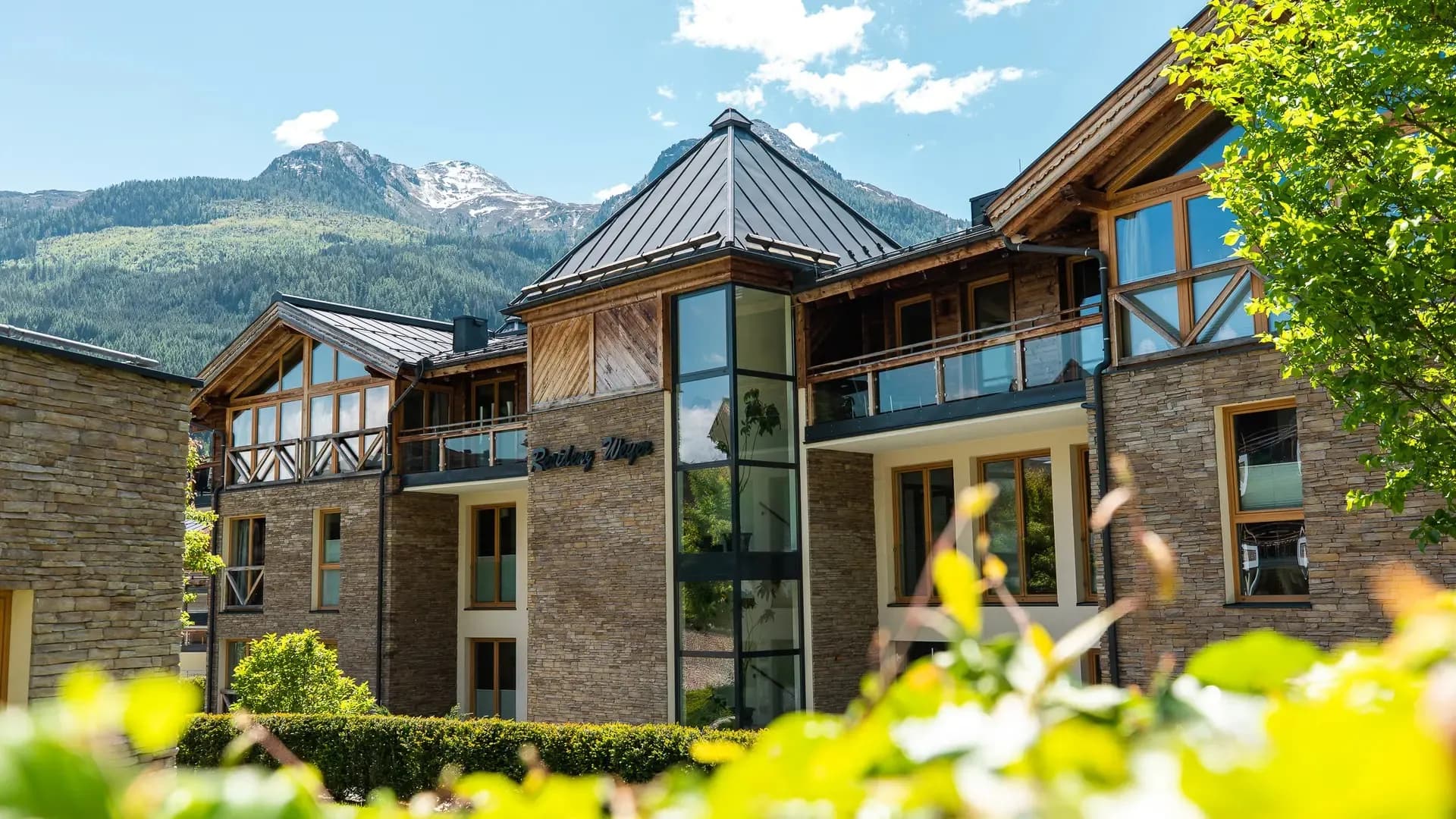 Ferienapartment mit Wellness & Bergblick in Bramberg – alpiner Rückzugsort am Nationalpark Hohe Tauern