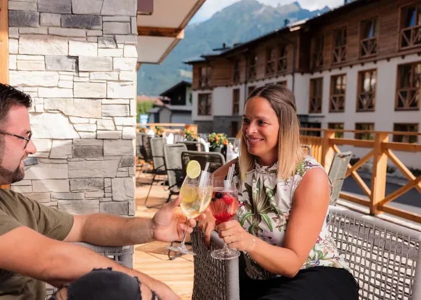 Sky-Pool und Wellness in Ferienapartments Neukirchen